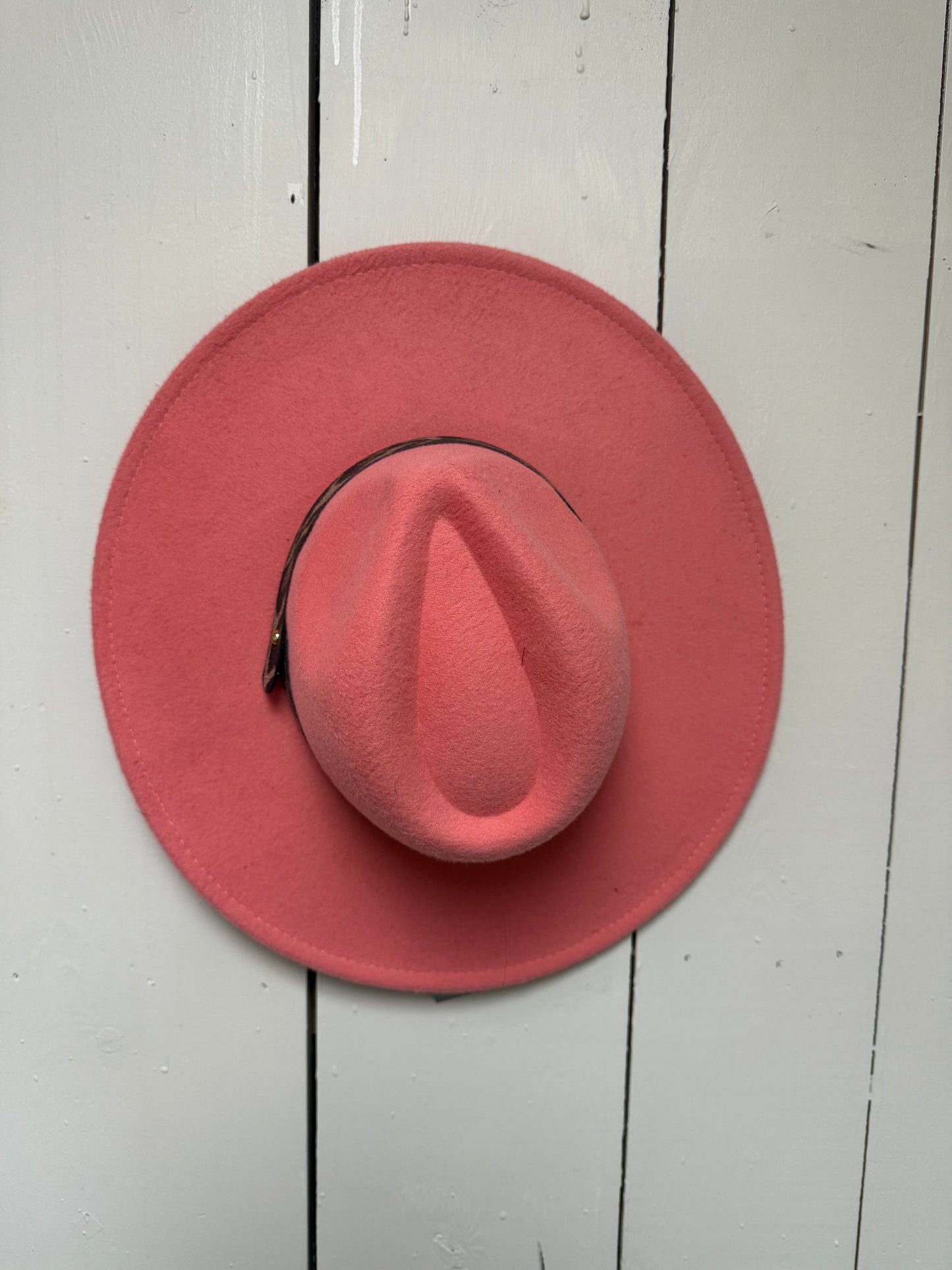 peach leopard felt hat