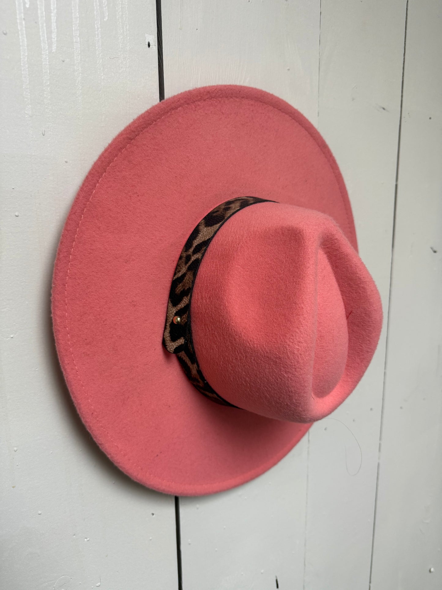 peach leopard felt hat