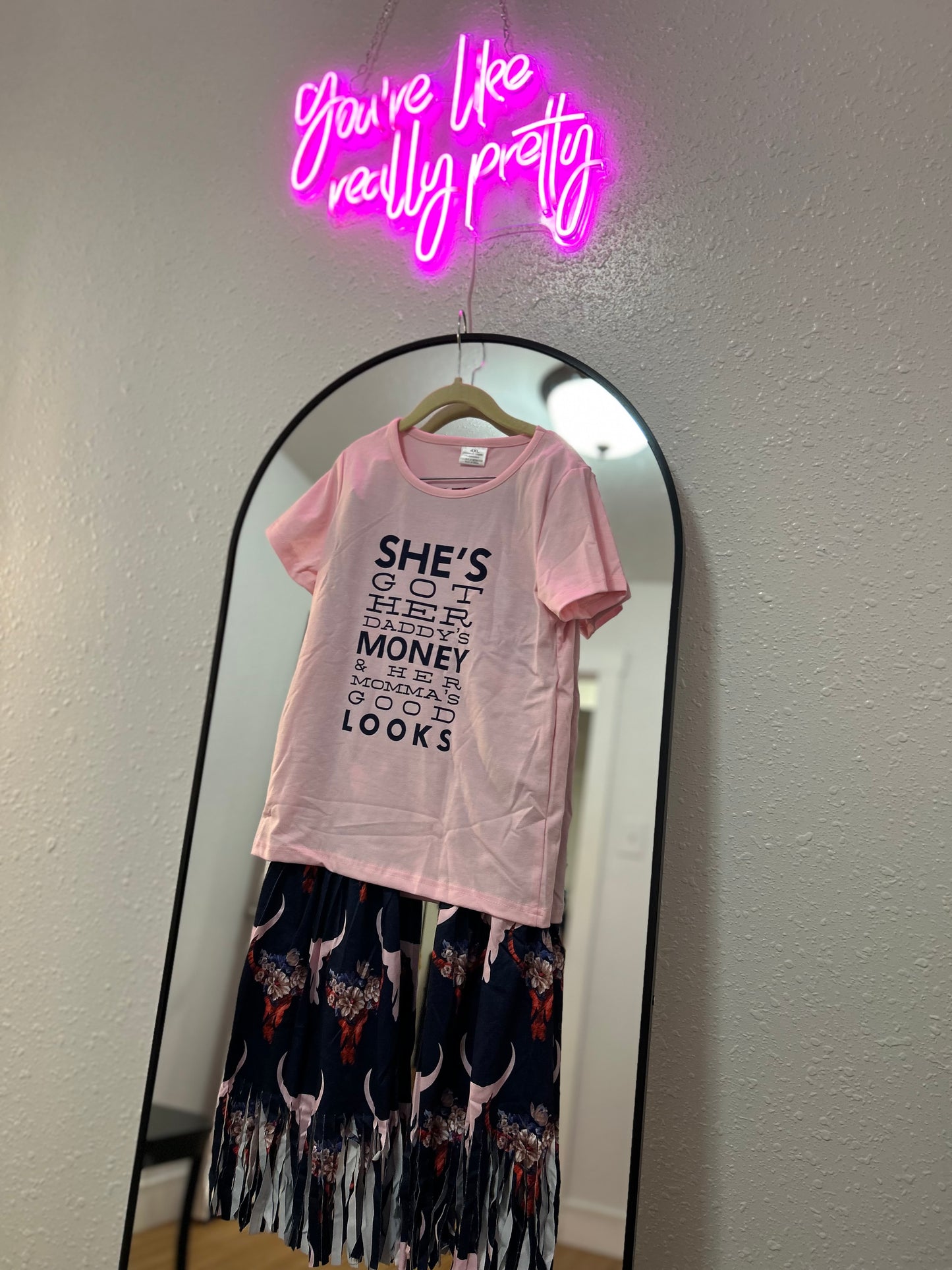 Daddy’s money + Mamas Good looks bell set