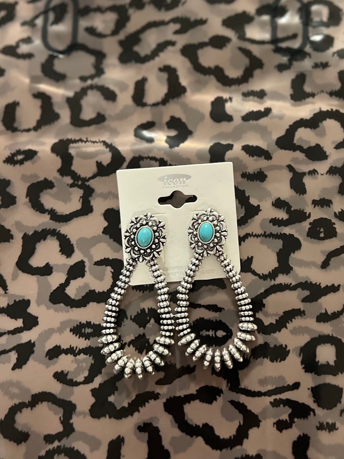 saucer bead hoops w turquoise
