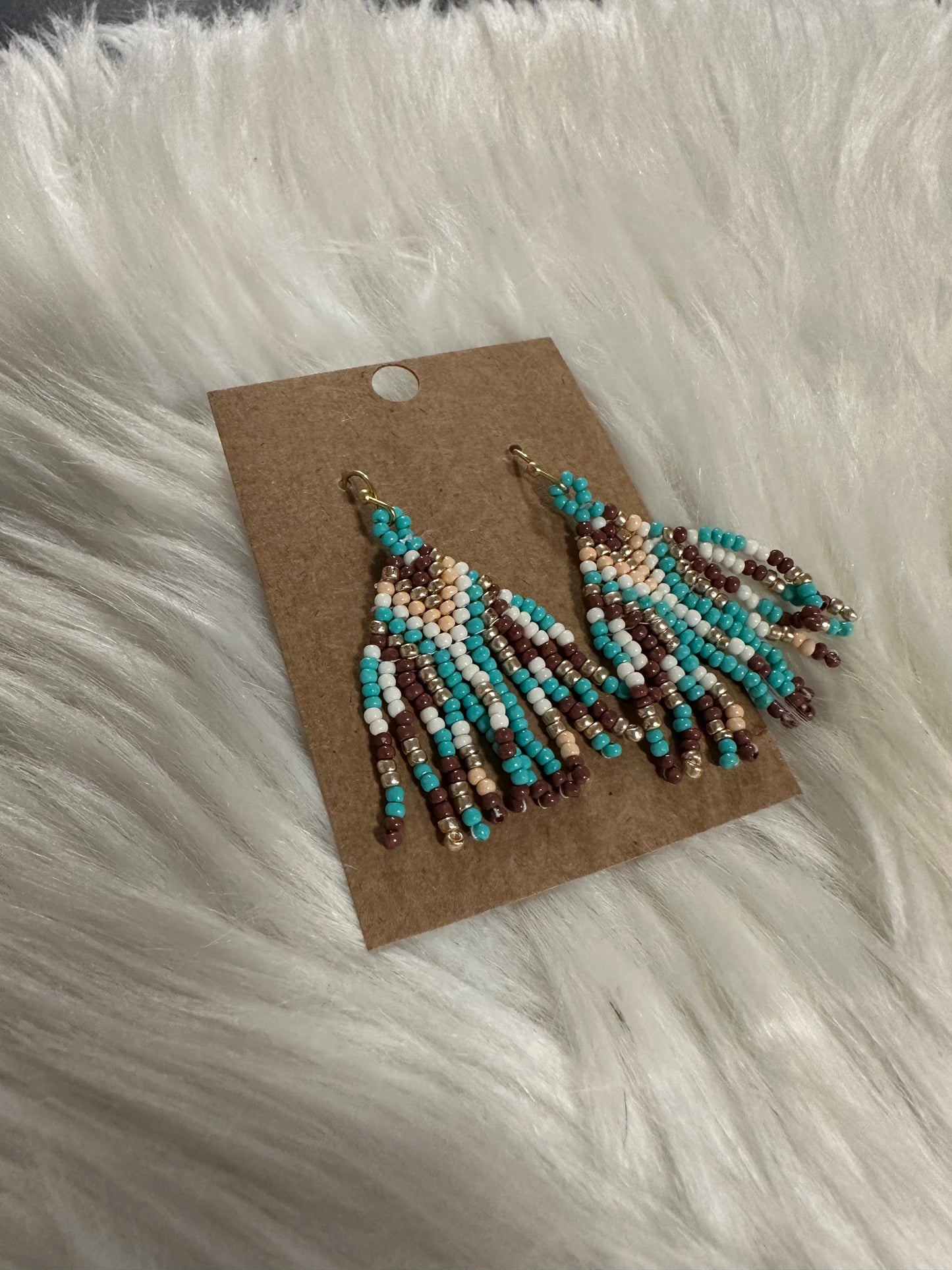Small sead bead earrings