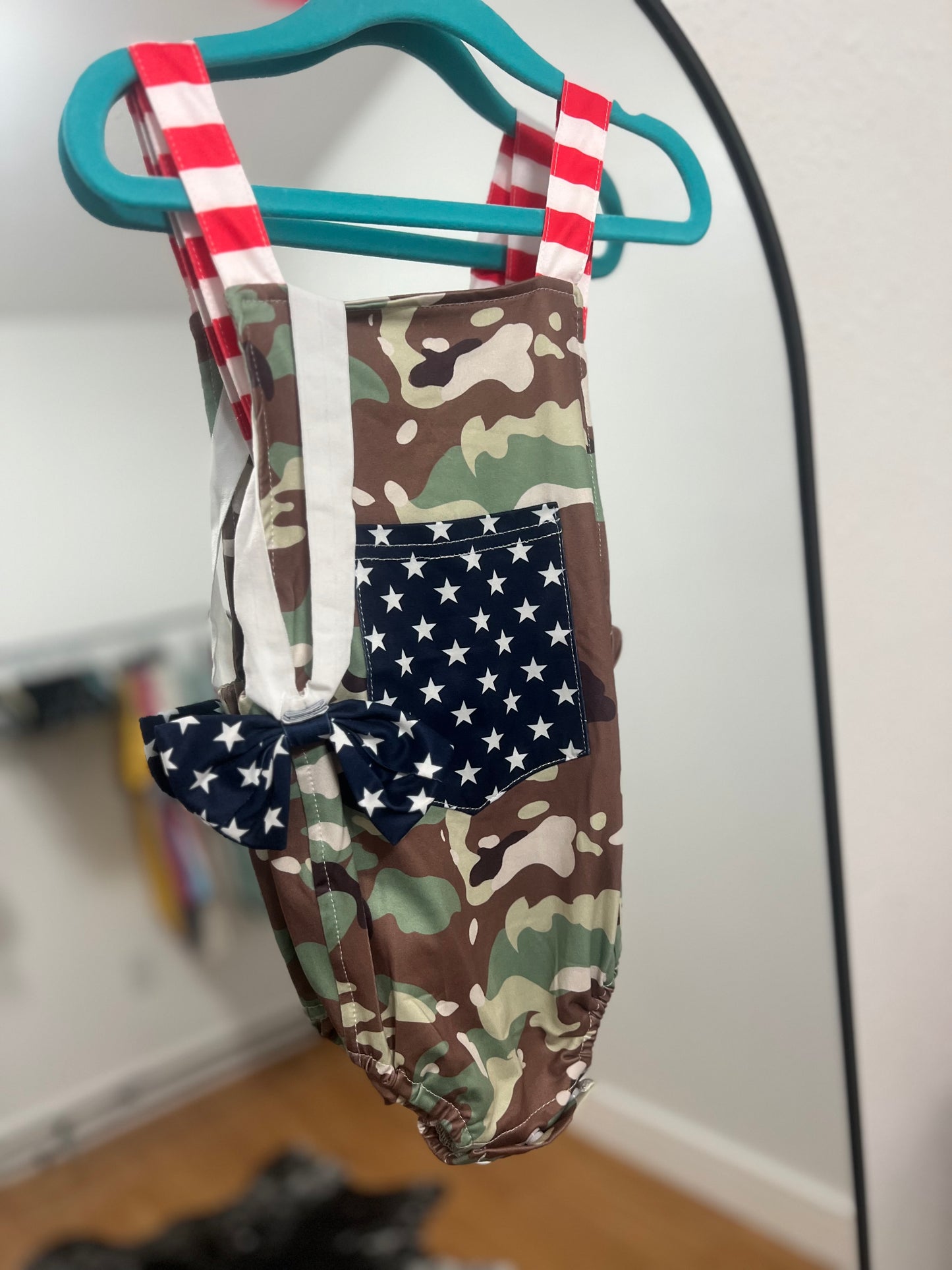 camo red/white/blue kids