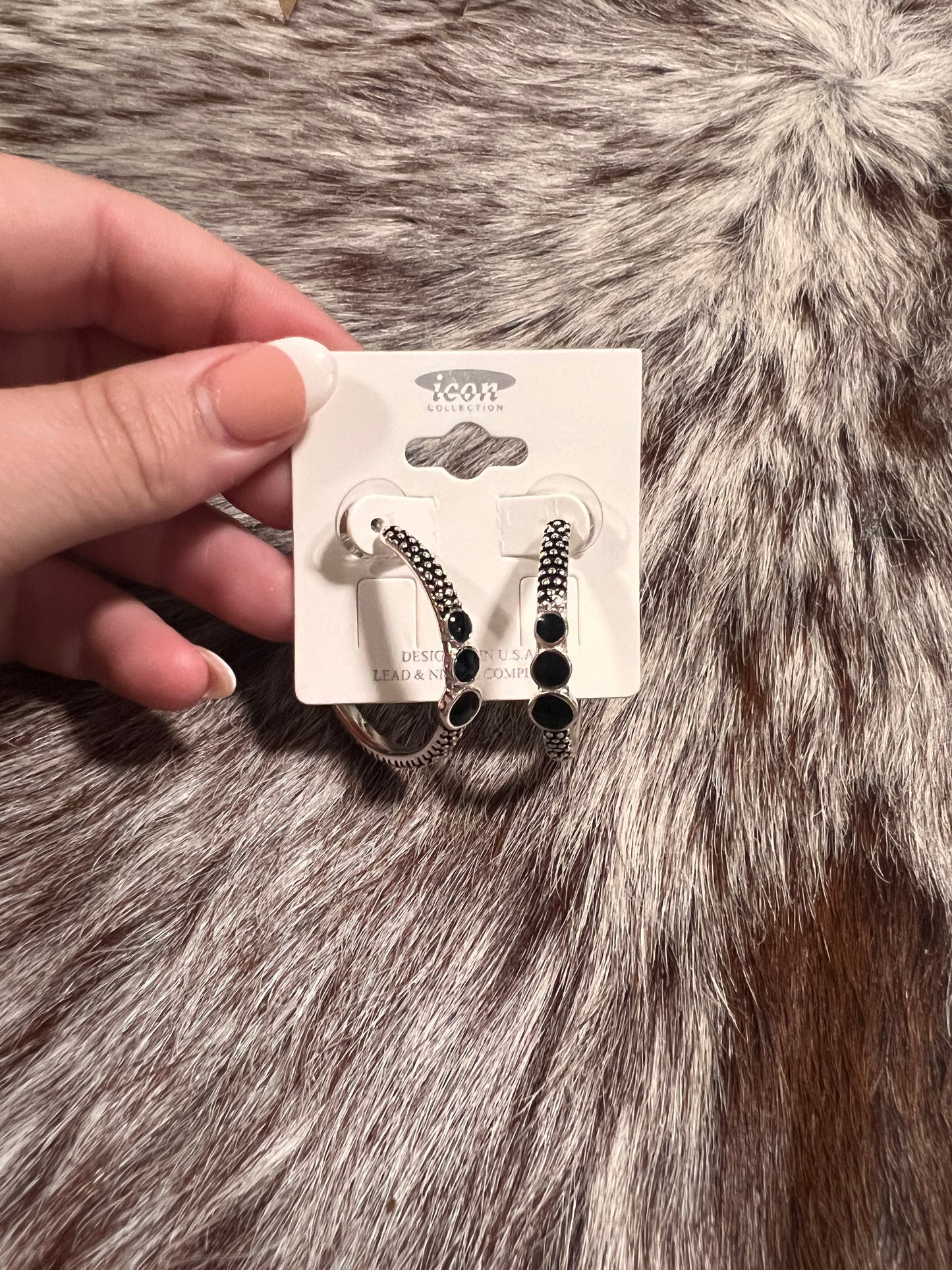 3 stone hoop earring