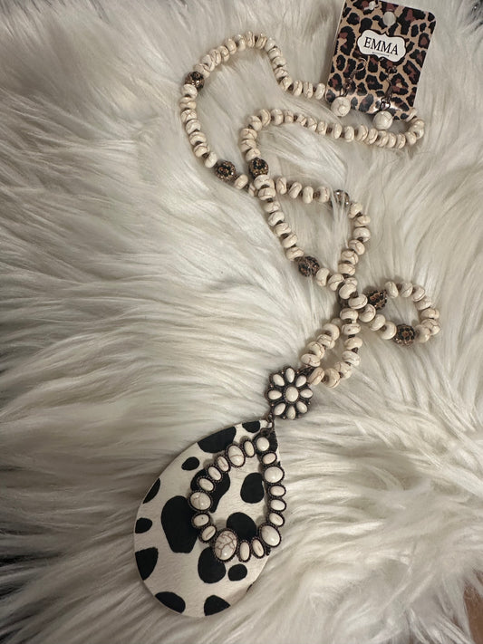 Cream cow necklace set