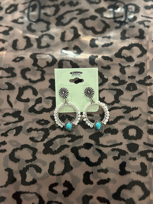 pearl conch hoops