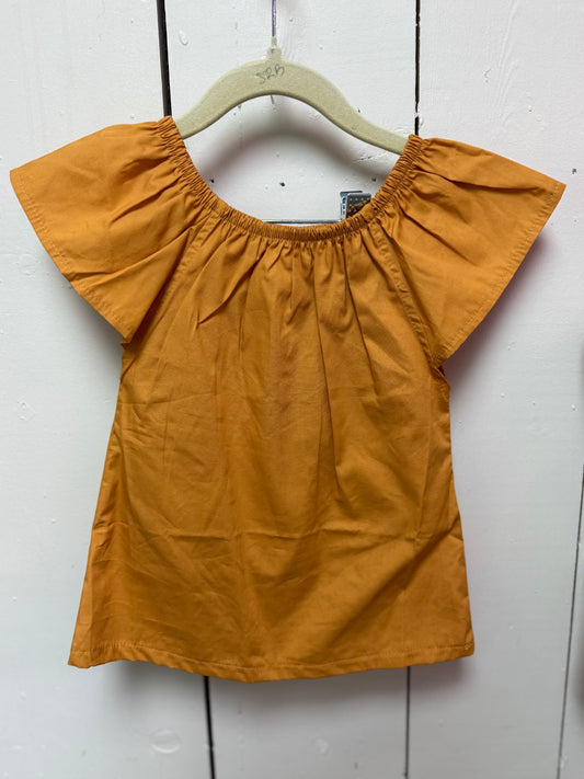 yellow shirt with flower bloomers