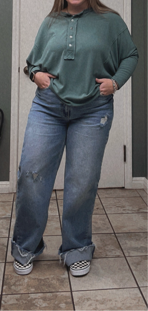 High Rise comfort stretch sneak peak jeans