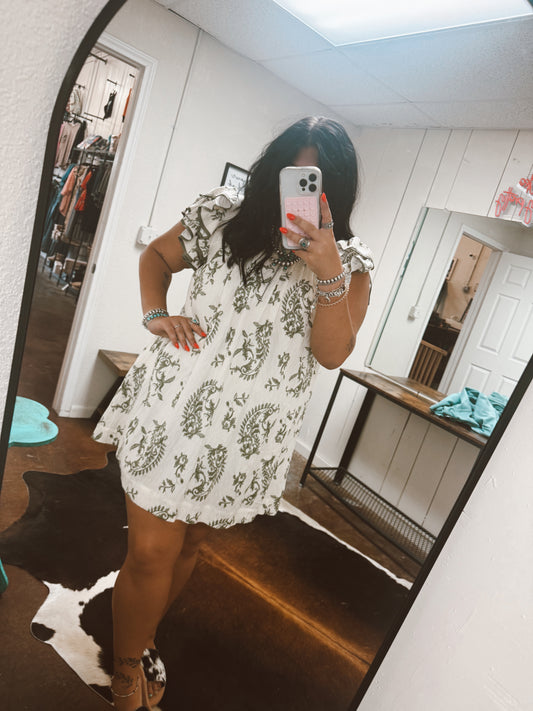 Cream/Green Ruffles Sleeve Dress