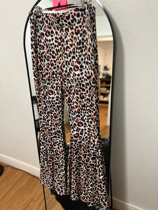 cheetah flare leggings