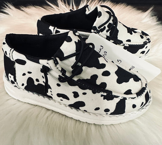 Kiddie Solid Black Cow Shoes